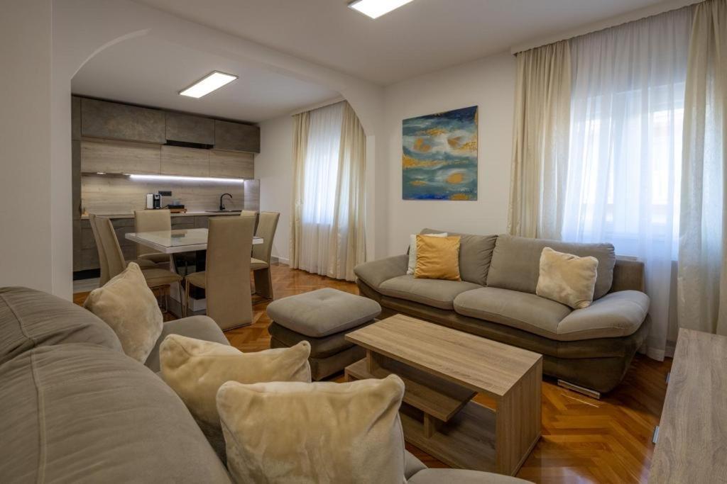 Villa Mandalinic Omiš Exterior foto