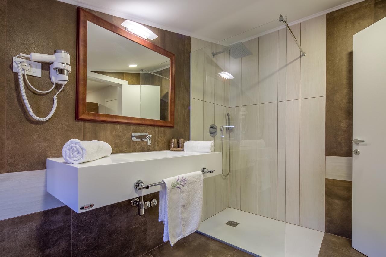 Villa Mandalinic Omiš Exterior foto